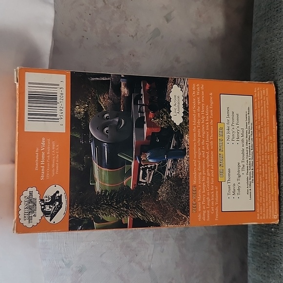 VHS TAPE - "Thomas The Tank Engine & Friends" Movie - Picture 2 of 5
